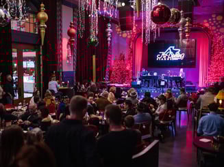 dalga-harvest-hall-new-years-eve-nye-third-rail-holly-jolly-bar-crowd-watching-show-scaled