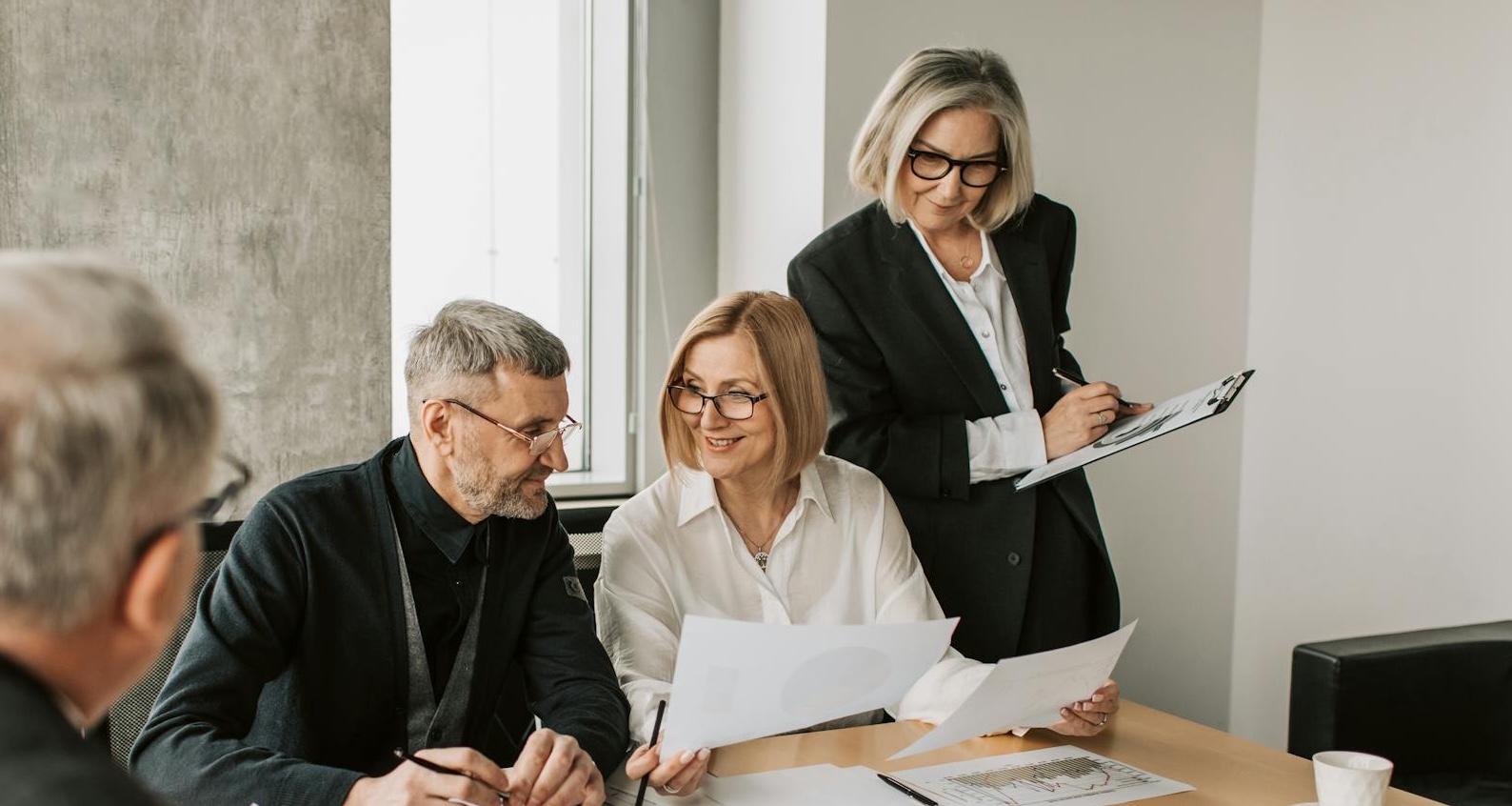 pexels-vlada-karpovich-7433822